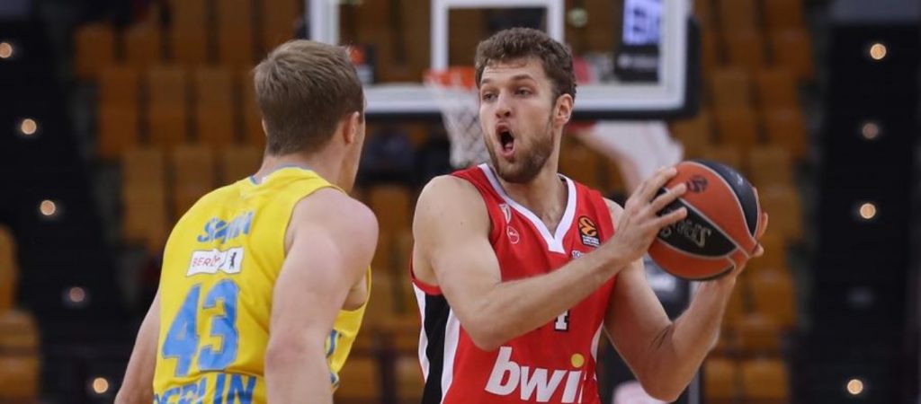 O… διπρόσωπος Ολυμπιακός πήρε τη νίκη με 87-83 επί της μαχητικής Άλμπα Βερολίνου