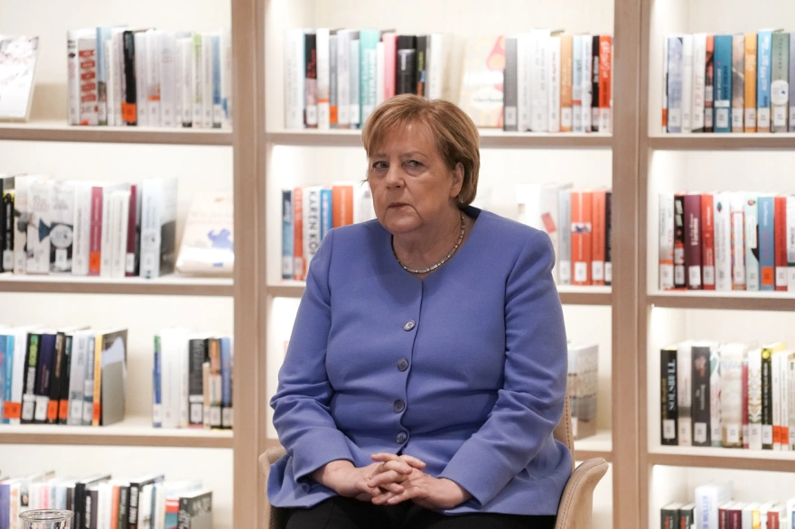 Στο ινστιτούτο Goethe στο Κολωνάκι η Α.Μέρκελ – «Πίεσα και απαίτησα πολλά» (φωτο) (upd)