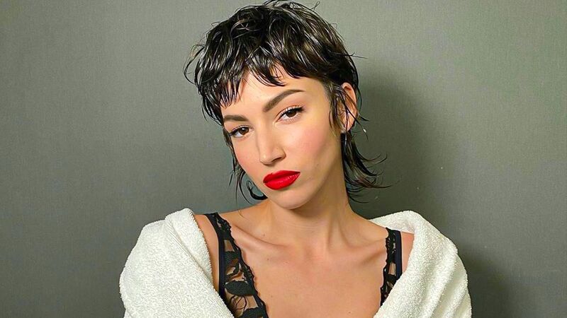 Η «Τόκιο» του «La casa de papel» φωτογραφίζεται σαν μοντέλο και εντυπωσιάζει (φωτο)