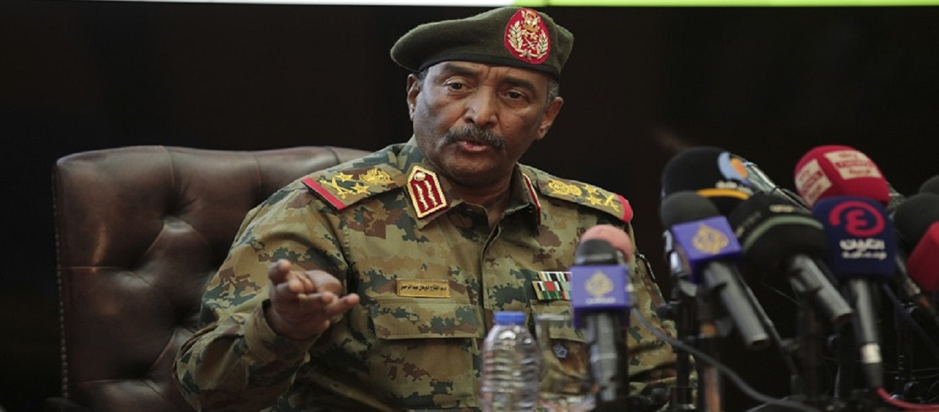 Στρατιωτικός ηγέτης του Σουδάν: «Δεν έγινε πραξικόπημα – Κάνουν λάθος όσοι το πιστεύουν»