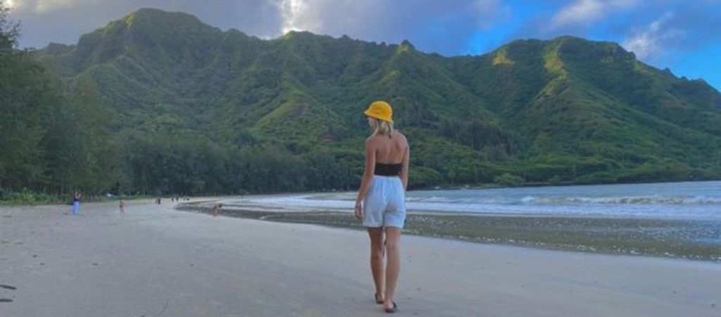 Η 19χρονη που ζει σε ένα απομακρυσμένο νησί – Πως είναι η ζωή χωρίς ρεύμα και ίντερνετ