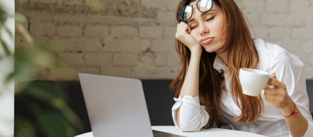 Σου προκαλεί υπνηλία ο καφές; – Να γιατί μπορεί να συμβαίνει