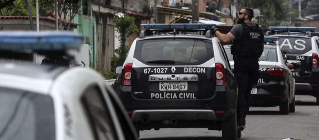 Βραζιλία: Συγκρούσεις μεταξύ αστυνομικών και ληστών τραπεζών – Τουλάχιστον 25 νεκροί (βίντεο)