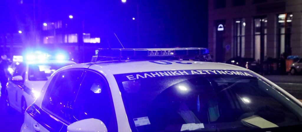 Οπαδοί του Ολυμπιακού συνεπλάκησαν με αστυνομικούς στο Μοναστηράκι