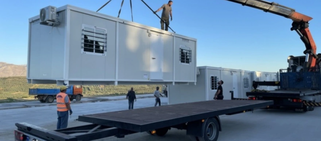 Ακόμα να καλυφθούν οι ανάγκες των σεισμόπληκτων στο Αρκαλοχώρι – Έφτασαν 20 νέοι οικίσκοι