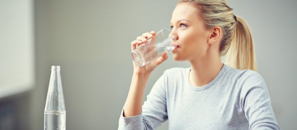 H ποσότητα νερού που πρέπει να πίνετε καθημερινά – Δεν πρέπει να το ξεχνάτε