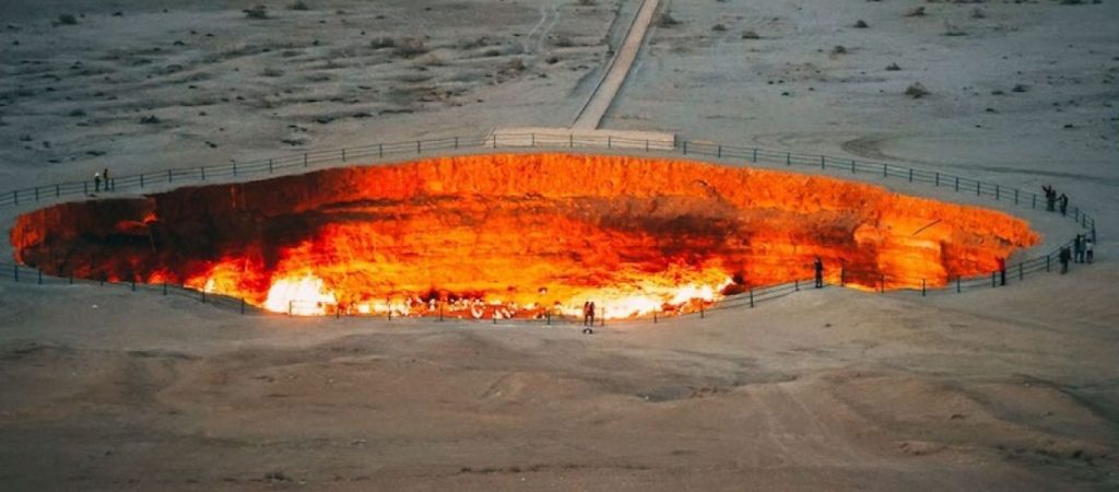 Το ανθρώπινο λάθος που δημιούργησε την «Πύλη της Κολάσεως» (βίντεο)