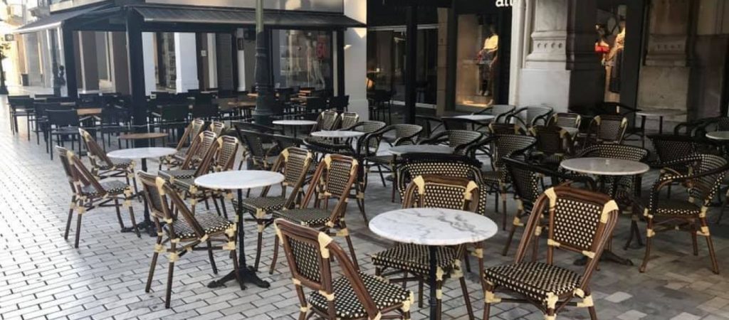 Πάτρα: Aντιδρούν οι καταστηματάρχες για τα νέα μέτρα – Κλειστή η εστίαση τη Δευτέρα