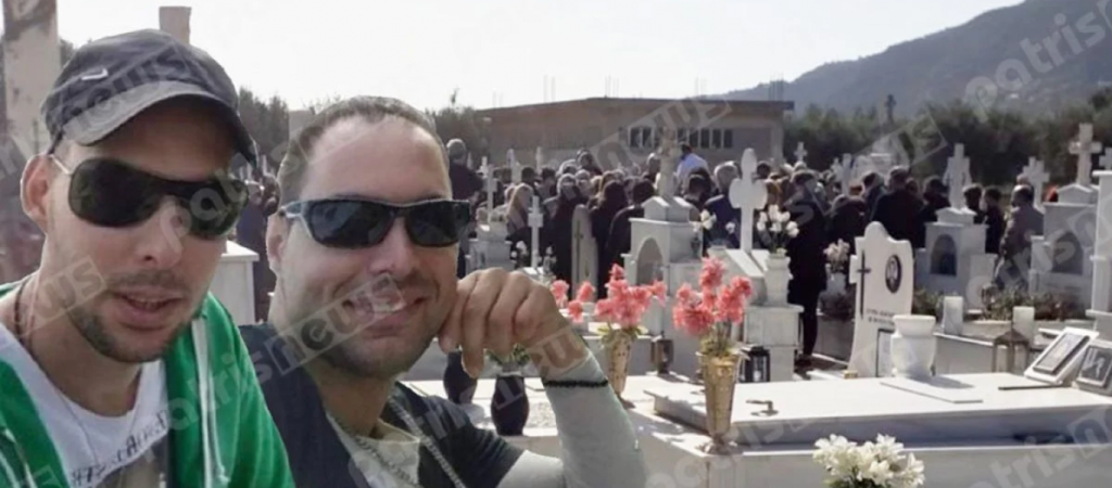 Ντυμένοι γαμπροί κηδεύτηκαν τα αδικοχαμένα αδέρφια Παναγιώτης και Νίκος