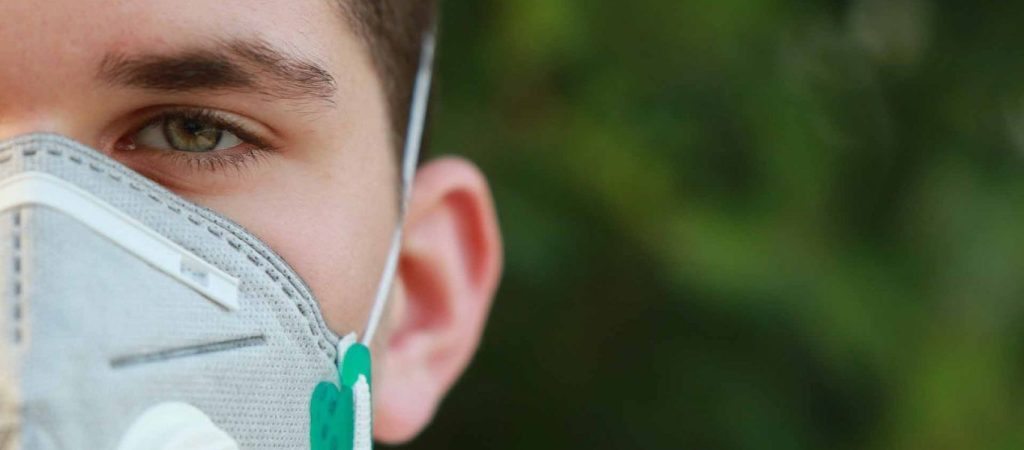 Βίντεο σοκ: Οδηγός υβρίζει και προπηλακίζει μαθητή επειδή δεν φορούσε μάσκα!