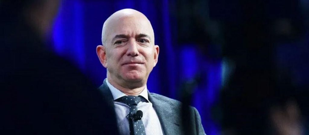 Τζεφ Μπέζος: Οι δύο ερωτήσεις που έκανε για να προσλάβει μια υπάλληλο στην Amazon