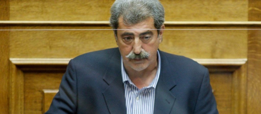 «Πυρά» Π.Πολάκη σε Κ.Μητσοτάκη: «Απέτυχες σε όλα – Θα θρηνούμε νεκρούς μέχρι να τελειώσει η πανδημία»