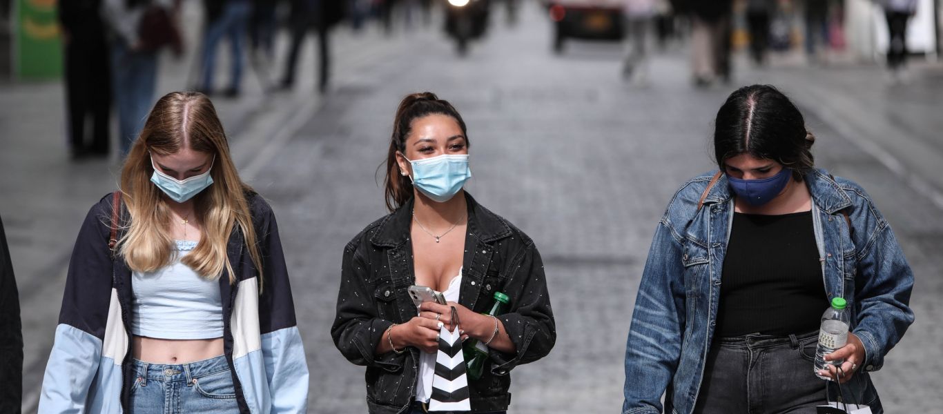 Α.Εξαδάκτυλος: «Ανοιχτό το ενδεχόμενο να επιστρέψει η μάσκα παντού» – Εμπαιγμός της κυβέρνησης στους εμβολιασμένους