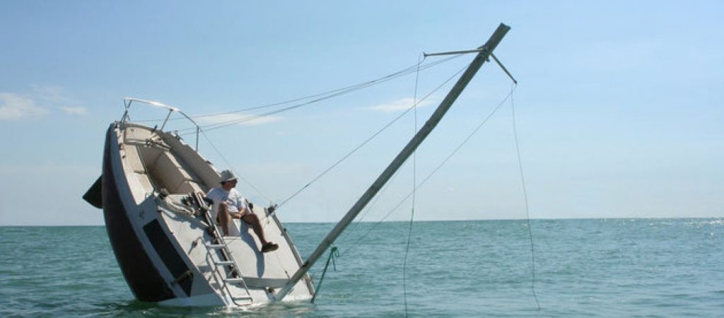 Εντυπωσιακό: Το σκάφος που… μοιάζει να βυθίζεται! (φωτο)