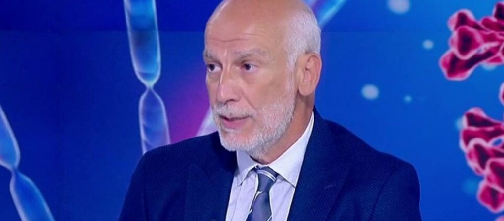 Α.Τσακρής: «Πιθανό ένα νέο lockdown – Η τρίτη δόση πρέπει να γίνεται σε τέσσερις μήνες»