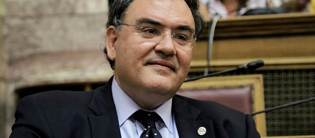 Ο Δ.Σαρηγιάννης ζητά self-test και για τους εμβολιασμένους – Ξεφεύγει η πανδημία από την κυβερνητική διαχείριση;