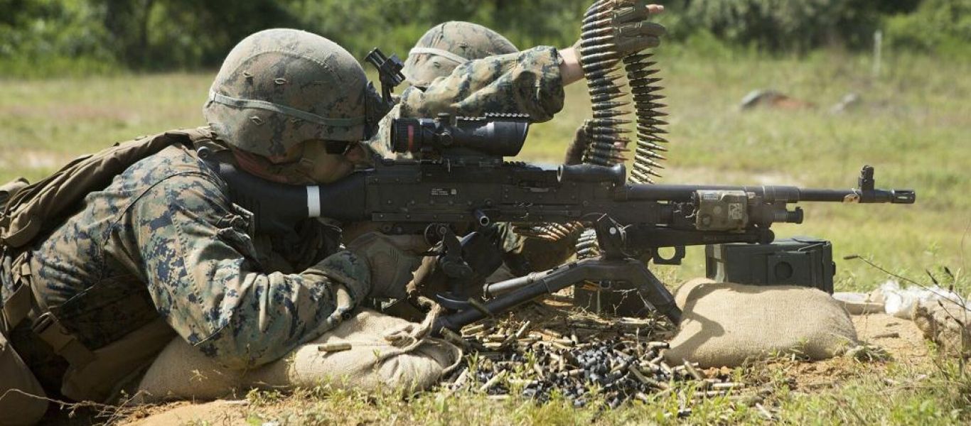 Το γνωρίζατε; – Γιατί στις στολές των Αμερικανών στρατιωτών η σημαία είναι ραμμένη ανάποδα;