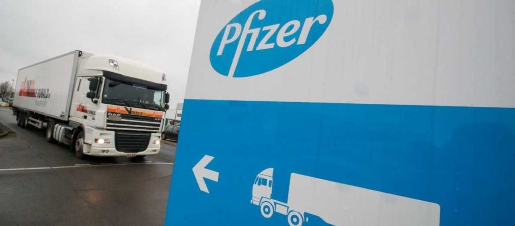 Pfizer: Επαφές με 90 χώρες για το νέο χάπι της κατά του κορωνοϊού