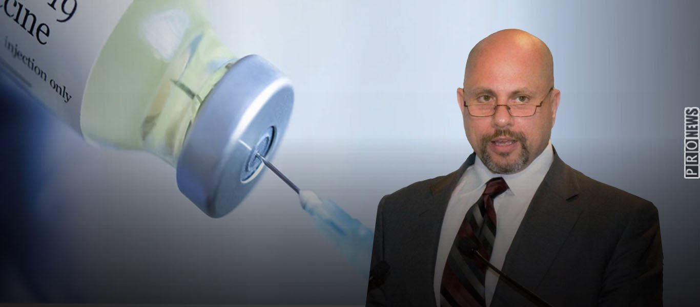 Δ.Κούβελας: «Πολιτικοί που έκαναν εμβόλιο μπροστά στις κάμερες & εμφάνισαν παρενέργειες να συμπληρώσουν κίτρινη κάρτα»