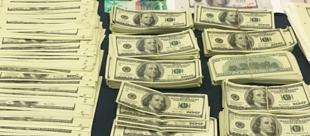 ΗΠΑ: Άντρας αγόρασε 20 λαχνούς με τα ίδια νούμερα κι έγινε κατά πολύ… πλουσιότερος