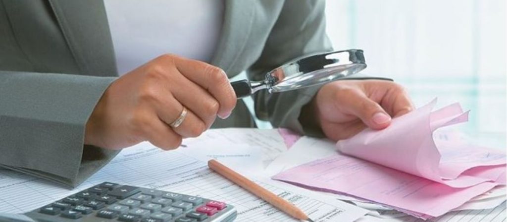 ΑΑΔΕ: Εντοπίστηκαν πλαστά τιμολόγια συνολικής αξίας 430 εκατ. ευρώ