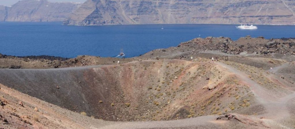 Ηφαίστειο Σαντορίνης: Σε ήρεμη φάση προς το παρόν – Τι έδειξε ο νέος σταθμός παρακολούθησης