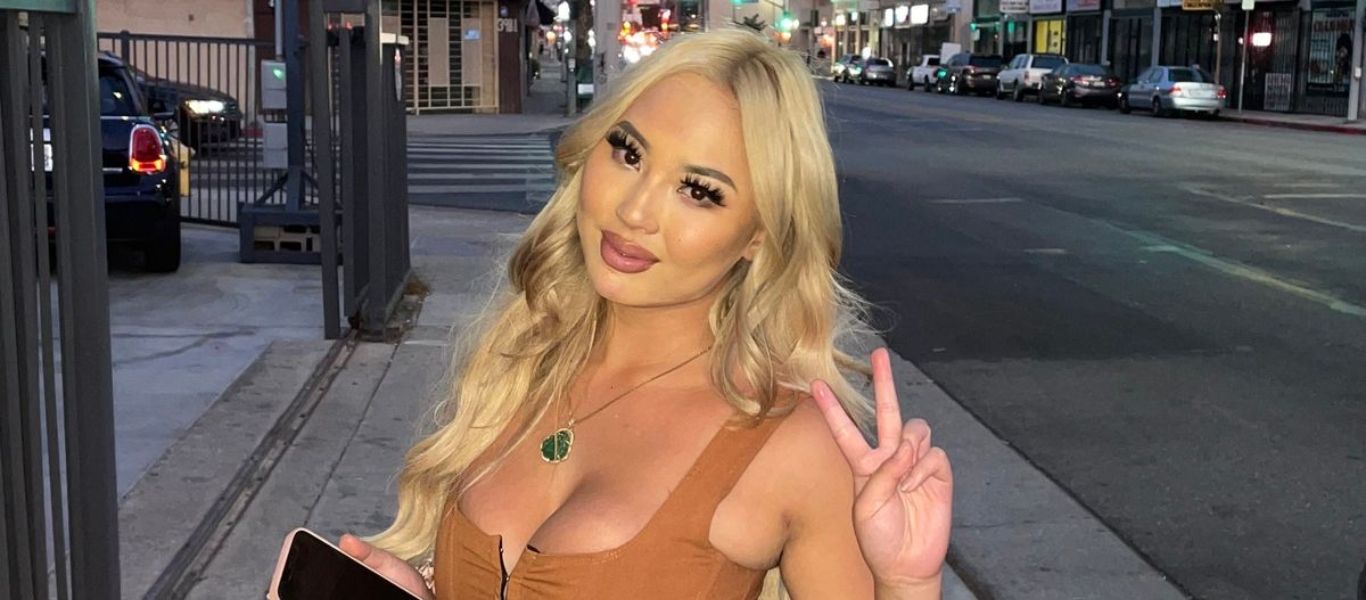 Фото онлифанщица что это