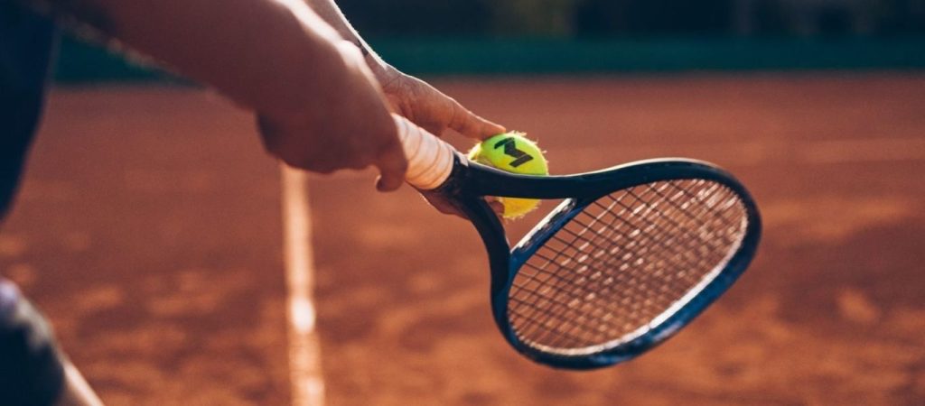 Καταγγελία κατά 33χρονου καθηγητή τένις – Eίχε ερωτικές σχέσεις με κορίτσια 13,5 και 15 ετών