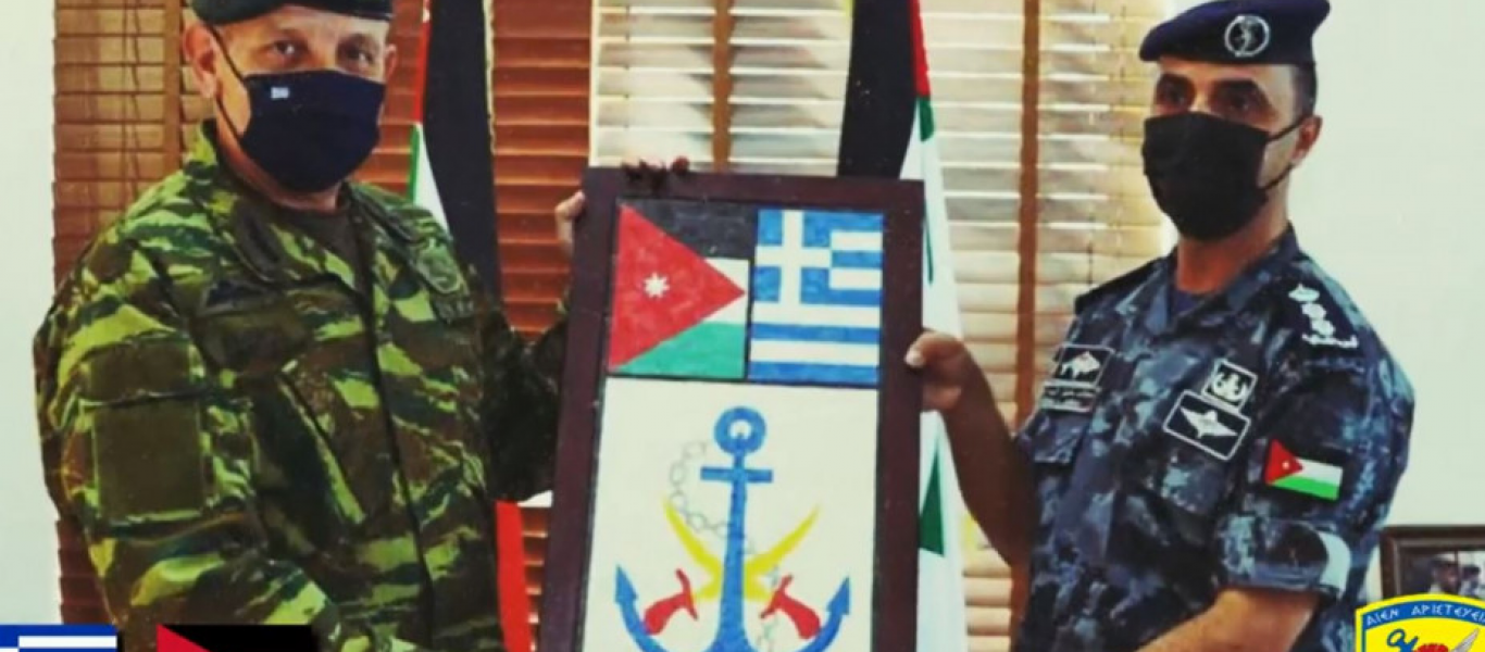 Στην Ιορδανία ο αρχηγός ΓΕΕΘΑ Κ.Φλώρος – Παρακολούθησε άσκηση τμημάτων Ναυτικών Ειδικών Επιχειρήσεων (βίντεο)