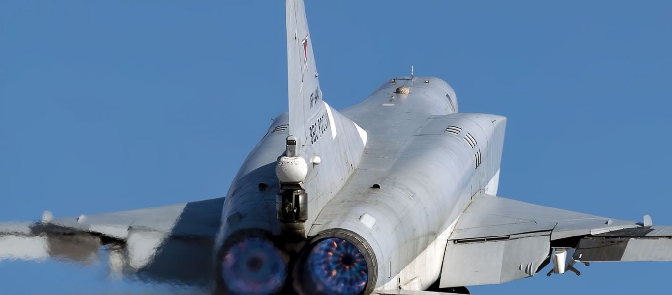 Η Μέρκελ καλεί Πούτιν και ζητά παρέμβαση στην κρίση Πολωνίας-Λευκορωσίας – Πτήσεις «στήριξης» Tu-22 πάνω από το Μίνσκ