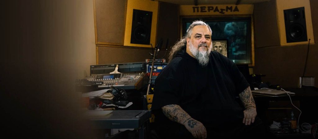 Active Member κατά κυβέρνησης: «Κουφάλες εάν έχετε τα κάκαλα κλείστε μας ξανά μέσα και μετά ραντεβού… εκεί που πρέπει»