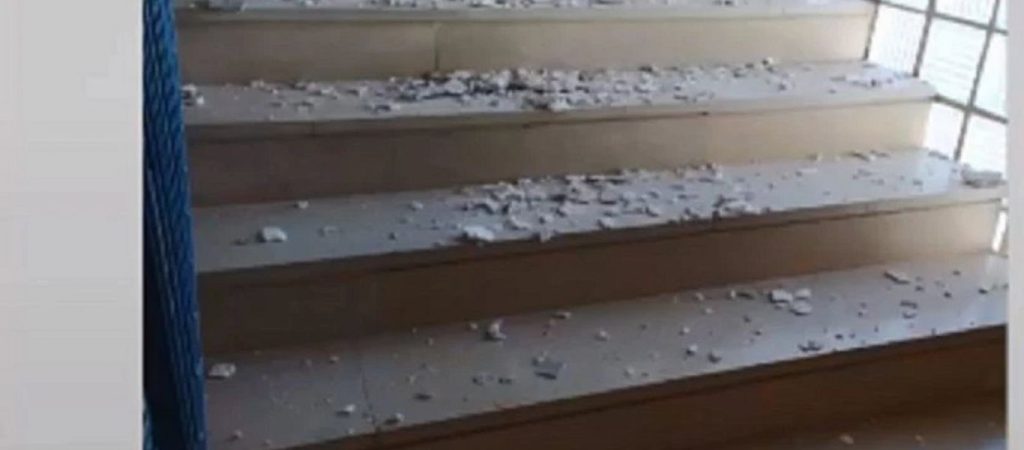 Εισαγγελική έρευνα για τους σοβάδες που έπεσαν σε δημοτικό σχολείο