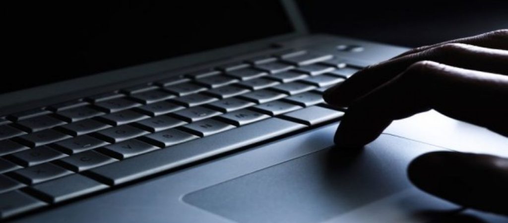 Εσύ τα ξέρεις όλα για το λάπτοπ σου; – Αυτά είναι τα 18 «άγνωστα κόλπα» (βίντεο)