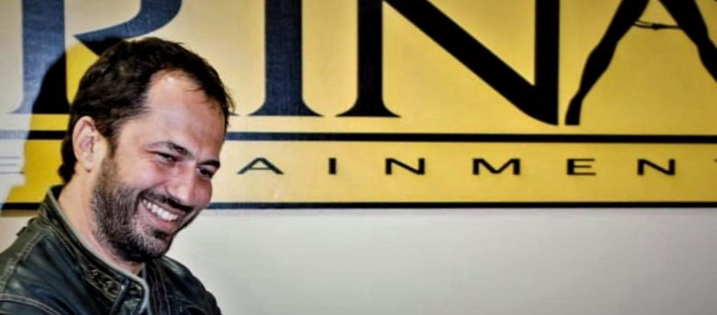 Από παίκτης του Μaster Chef… πρωταγωνιστής στον Σειρηνάκη και τώρα «Πάτερ Νιόνιος»! (φωτό)