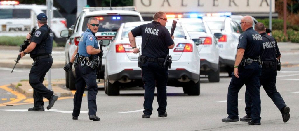 Χάος σε μουσικό φεστιβάλ στο Τέξας – Υπέκυψε 22χρονη τραυματίας – Στους 9 οι νεκροί