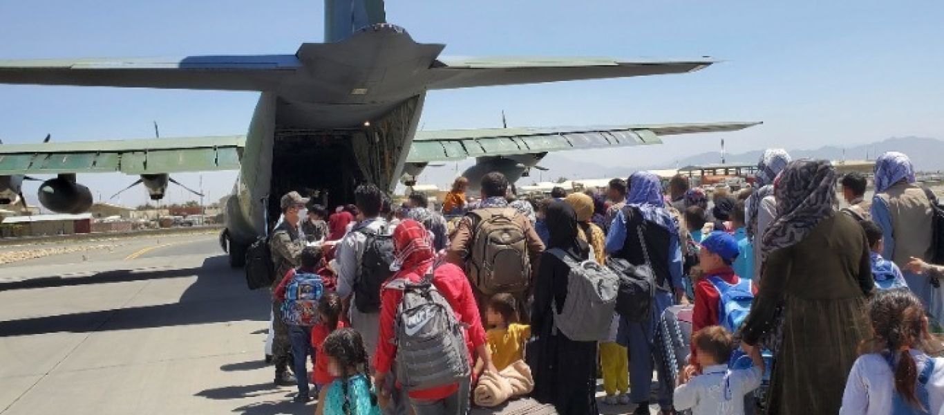 Αφγανιστάν: Πρώτη πτήση εκκένωσης Γερμανών και Αφγανών από την Καμπούλ μετά τον Αύγουστο