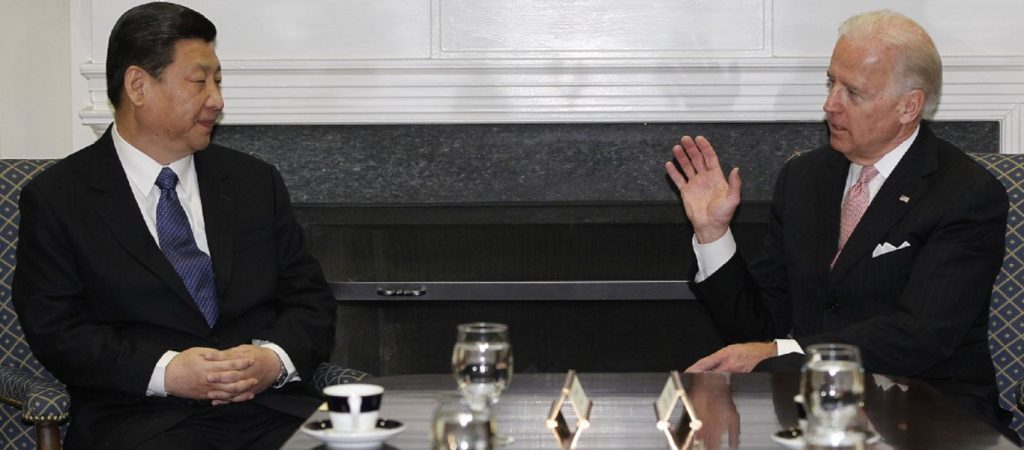 Διαδικτυακή «συνάντηση» Τζο Μπάιντεν και Σι Τζινπίνγκ για τις… «στρατιωτικές δραστηριότητες»