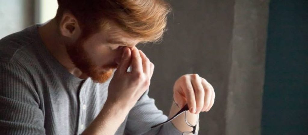 Εσύ το έχεις; – Αυτό το ενοχλητικό σύμπτωμα το έχει ένας στους επτά Ευρωπαίους