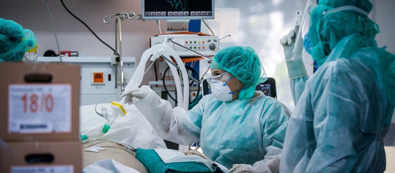 Θάνος Πλεύρης: Ακαταδίωκτο σε γιατρούς για «σφάλματα και παραλείψεις» σε μονάδες COVID