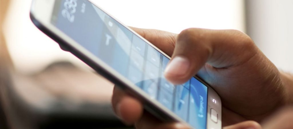 Προσοχή: Αυτά είναι τα τρία μέρη που δεν πρέπει να αφήνεις το κινητό σου