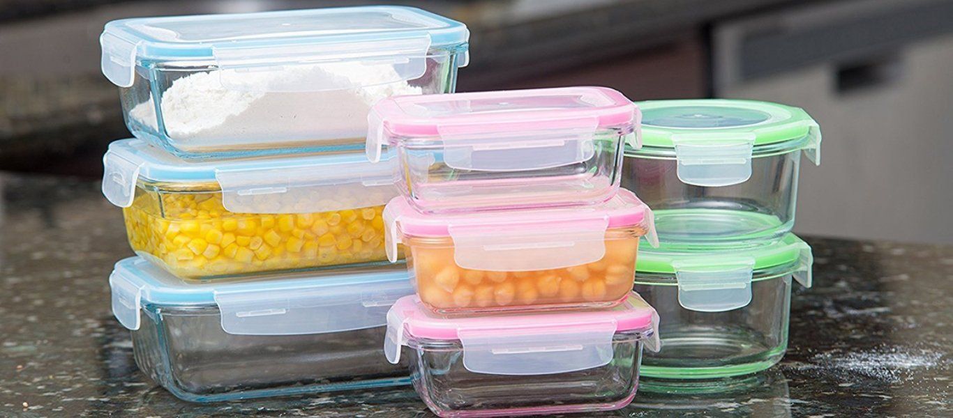 Το κολπάκι για να αφαιρέσετε τους λεκέδες από τα πλαστικά τάπερ (βίντεο)