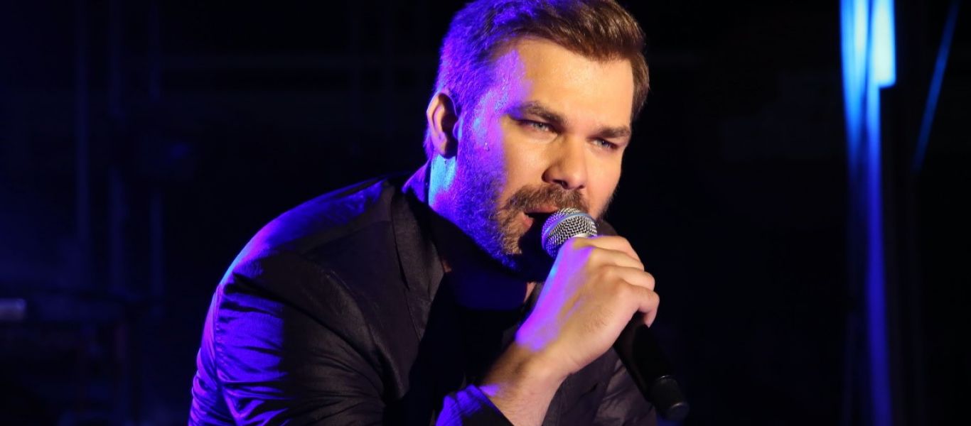 Θετικός στον κορωνοϊό ο πλήρως εμβολιασμένος Γιώργος Σαμπάνης – Φόβοι ότι έχει μολύνει ανεμβολίαστους (φώτο)