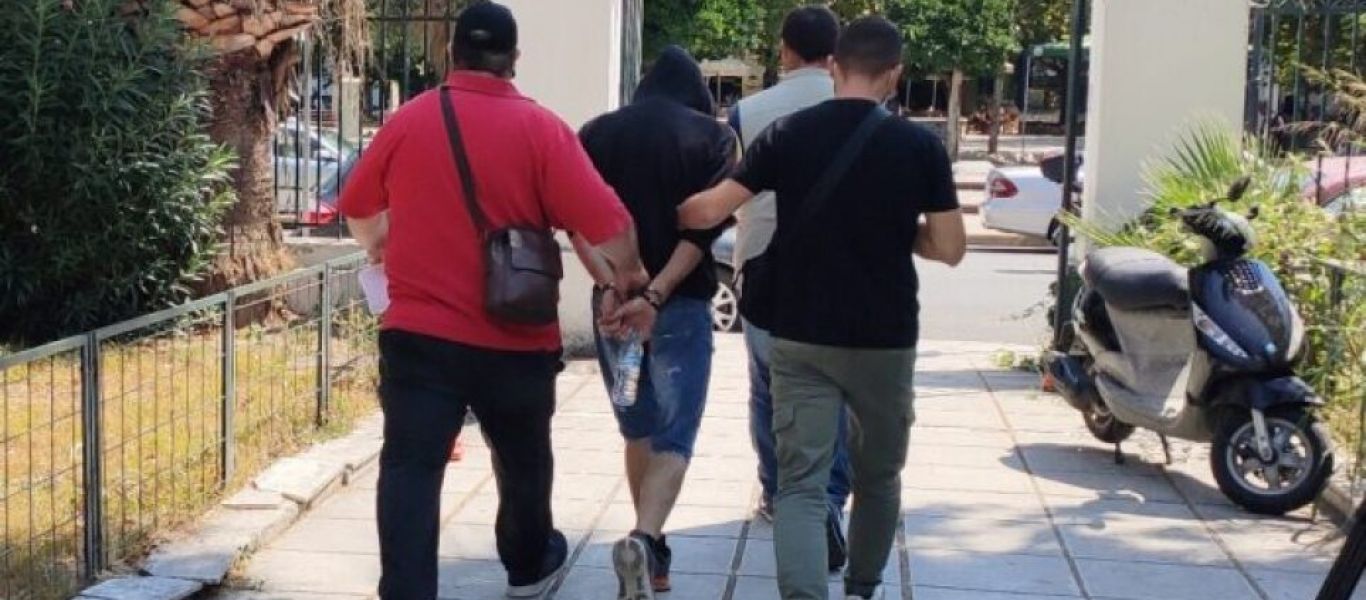 Βόλος: Η μητέρα του 39χρονου φονιά δεν θέλει ούτε να τον δει – «Τον έχω ξεγράψει»