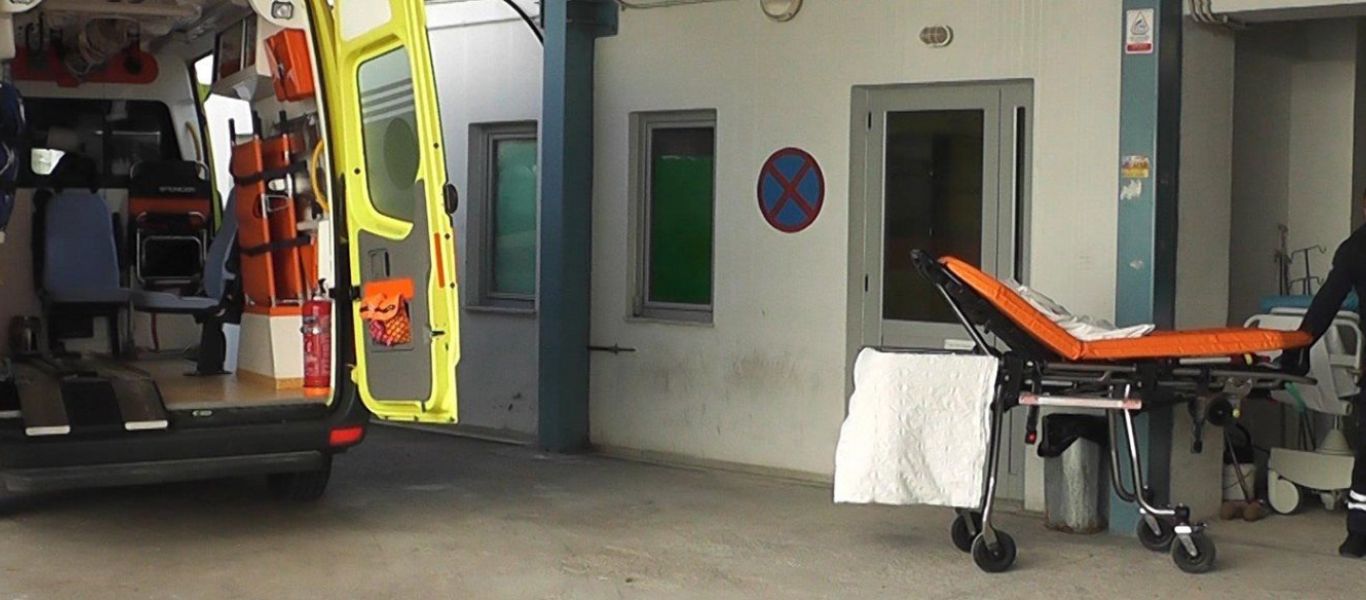 Απάνθρωπη συμπεριφορά στο νοσοκομείο Χανίων: Δεν εξέταζαν 26χρονο με υψηλό πυρετό γιατί ήταν ανεμβολίαστος!