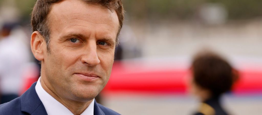 Ο Μακρόν παίρνει αποστάσεις από τα γερμανικής εμπνεύσεως lockdown στους ανεμβολίαστους: Δεν θα τα εφαρμόσουμε