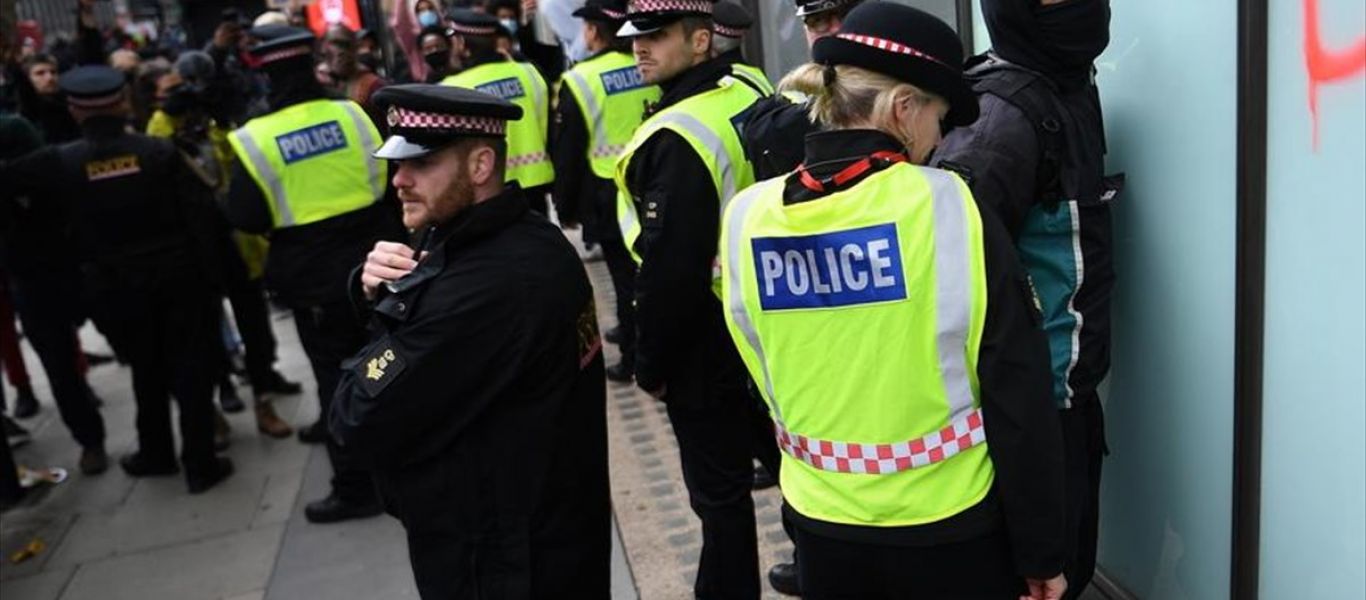 Αγγλία: Εκκενώθηκε κατάστημα στην Oxford street – Αναφορές για οπλισμένο άνδρα