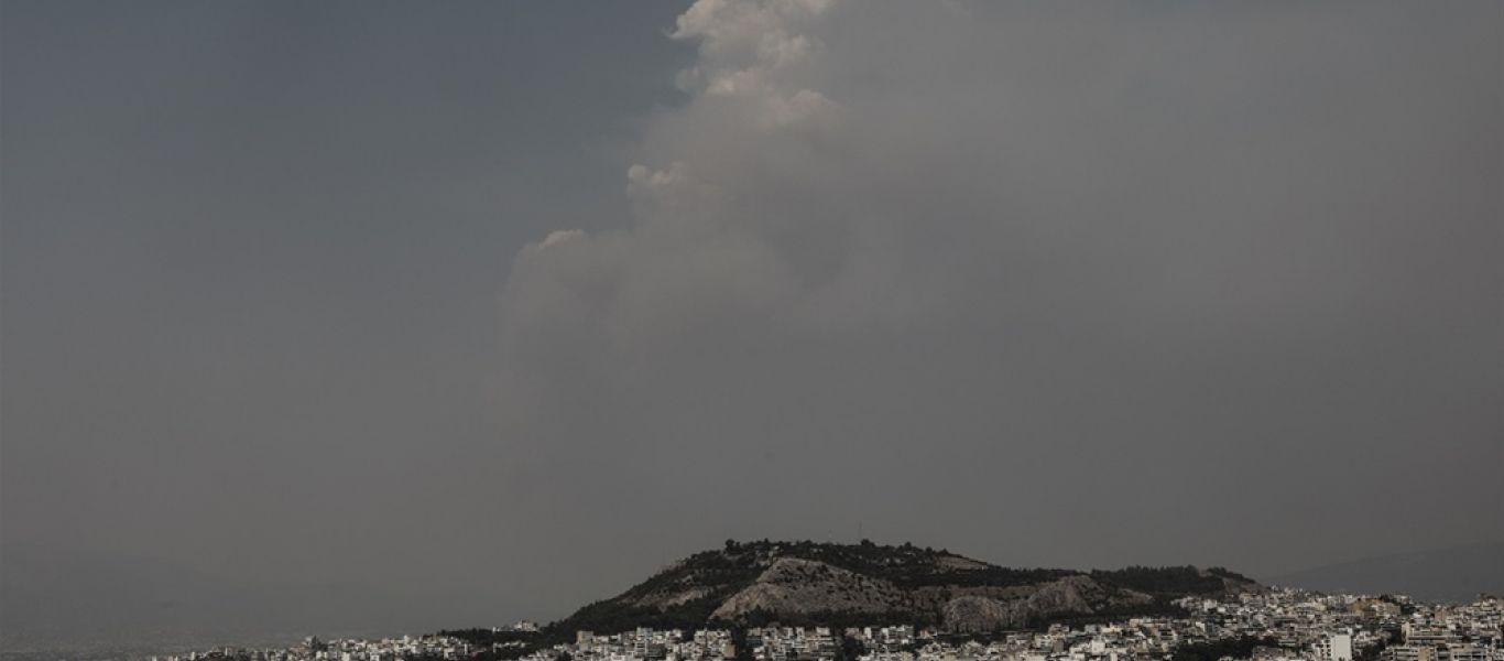 Νέα έρευνα: Η ρύπανση του αέρα αυξάνει τον κίνδυνο να αρρωστήσει κάποιος από βαριά Covid-19