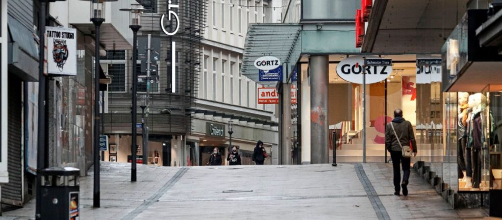 Η Βαυαρία «πάτησε το κουμπί» κι επιβάλλει πρώτη lockdown στη Γερμανία: Καμία εξαίρεση για εμβολιασμένους