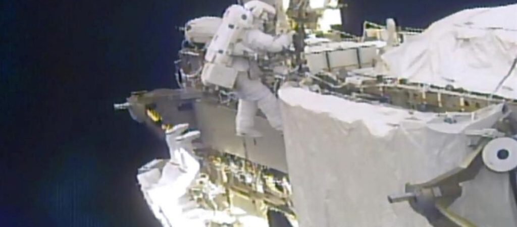 Ερευνητές στη Γαλλία πραγματοποίησαν με επιτυχία δοκιμή διαστημικού κινητήρα που δουλεύει με ιώδιο αντί για ξένον