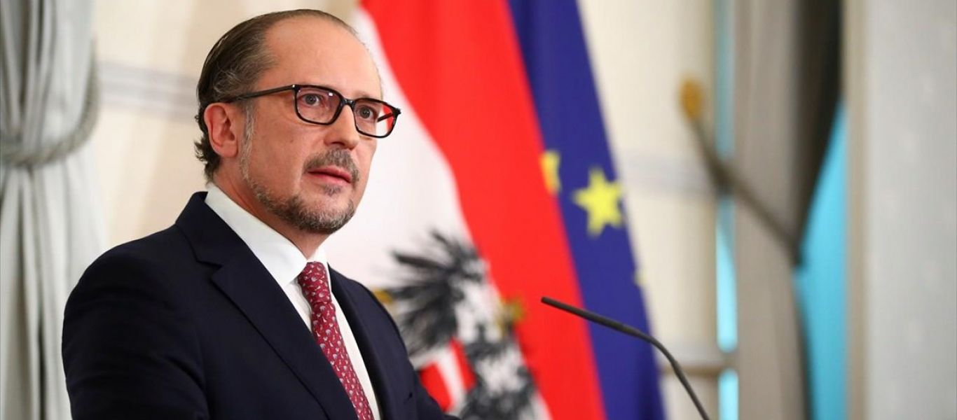 Αυστρία: Ο Α. Σάλλενμπεργκ ζητά «συγγνώμη» από τους εμβολιασμένους για το lockdown – Έχουν «χαθεί» οι κυβερνήσεις